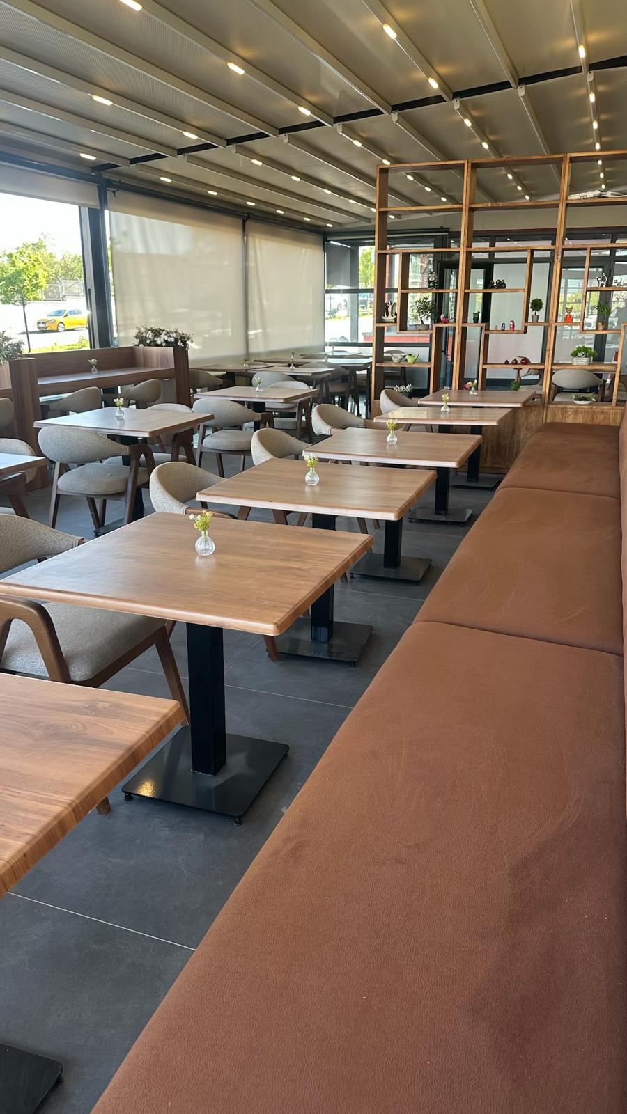 Cafe banket oturma sırası